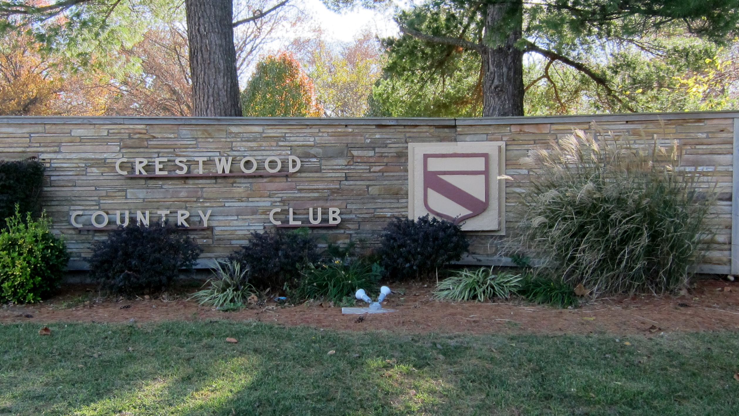 Crestwood Country Club, Pittsburg, Kansas Golf course information and